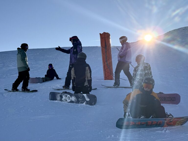 professional snowboard lessons in Montgenèvre