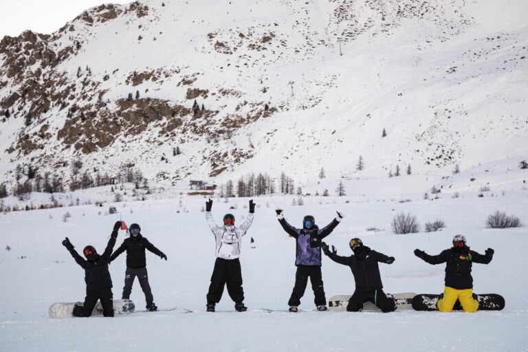 professional snowboard lessons in Montgenèvre